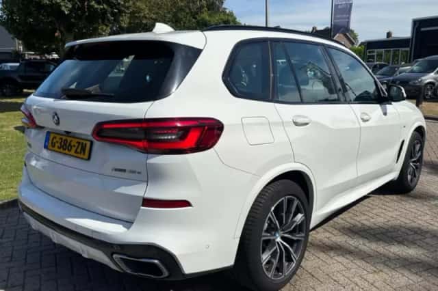 BMW X5 (2020) thumbnail 4