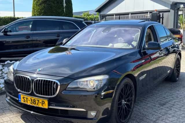 BMW 7-Serie (2008) thumbnail 1