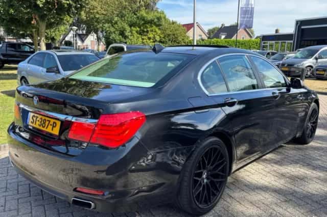 BMW 7-Serie (2008) thumbnail 5