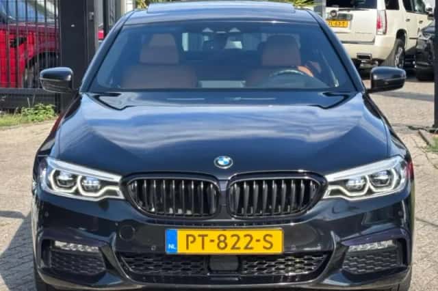 BMW 5-Serie (2017) thumbnail 2