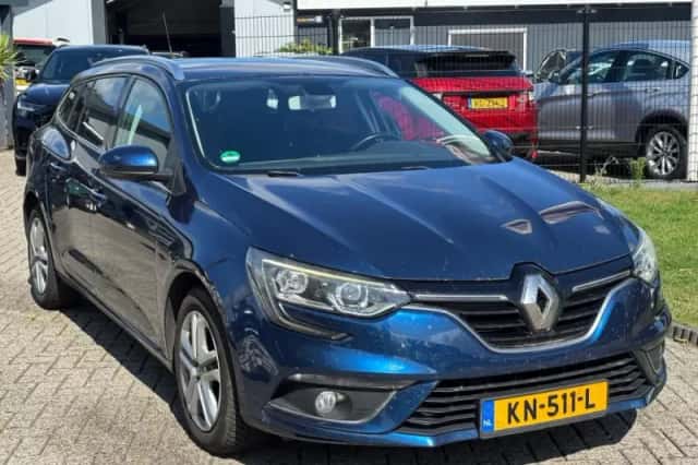 Renault Mégane (2016) thumbnail 2