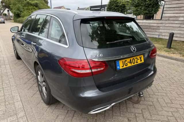 Mercedes-Benz C-Klasse (2015) thumbnail 6