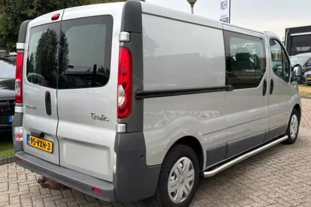 Renault Trafic (2008) thumbnail 5