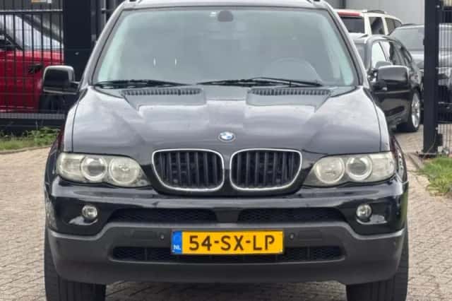 BMW X5 (2006) thumbnail 2