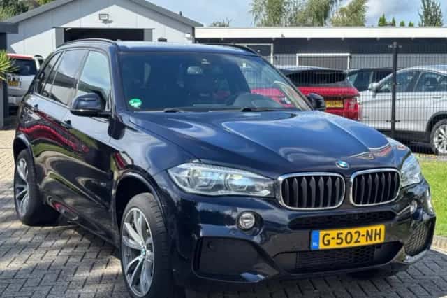 BMW X5 (2014) thumbnail 3