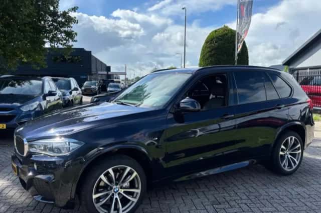BMW X5 (2014) thumbnail 4