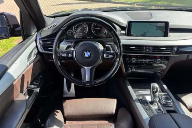 BMW X5 (2014) thumbnail 5