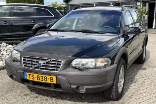 Volvo V70 (2000) thumbnail 1