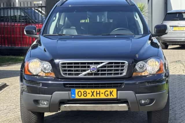 Volvo XC90 (2007) thumbnail 2