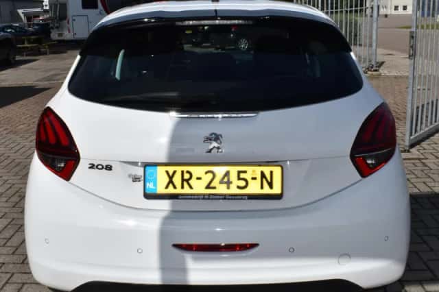 Peugeot 208 (2019) thumbnail 4