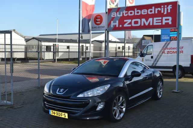 Peugeot RCZ (2012) thumbnail 2