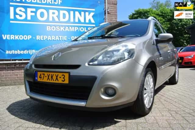 Renault Clio (2012) thumbnail 1