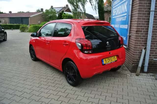 Peugeot 108 (2015) thumbnail 3