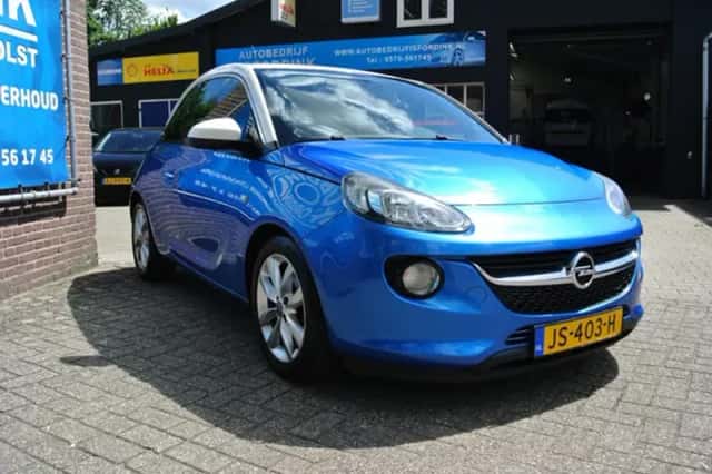 Opel Adam (2016) thumbnail 5