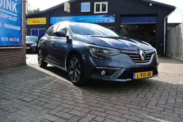 Renault Mégane (2017) thumbnail 5