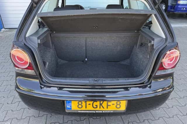 Volkswagen Polo (2008) thumbnail 6