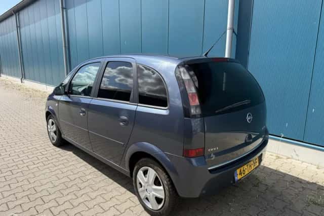 Opel Meriva (2006) thumbnail 3