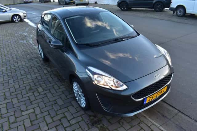 Ford Fiesta (2019) thumbnail 3