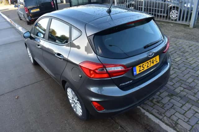 Ford Fiesta (2019) thumbnail 5