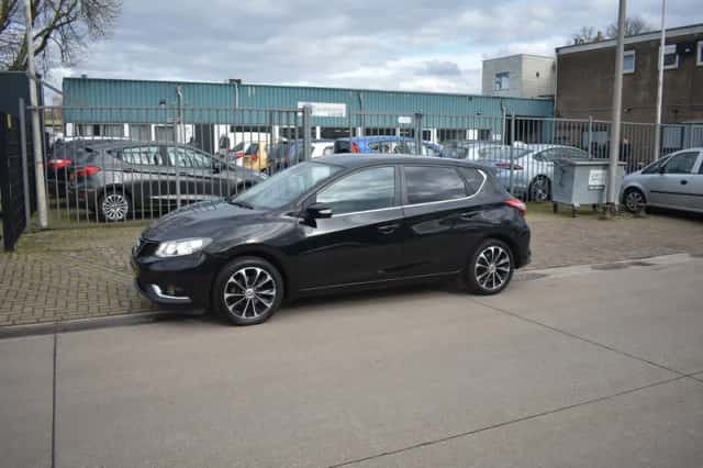 Nissan Pulsar (2016) thumbnail 1
