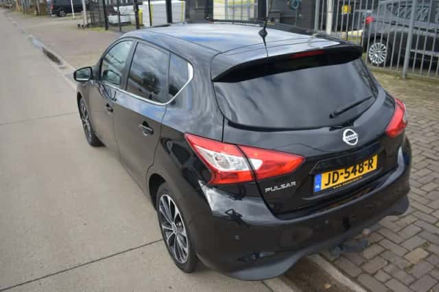 Nissan Pulsar (2016) thumbnail 5