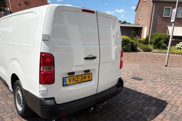 Opel Vivaro (2022) thumbnail 2
