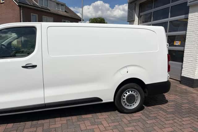 Opel Vivaro (2022) thumbnail 3