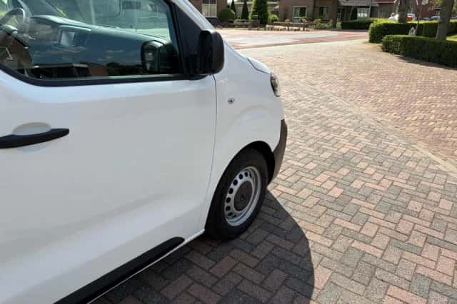 Opel Vivaro (2022) thumbnail 5