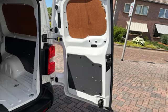 Opel Vivaro (2022) thumbnail 6