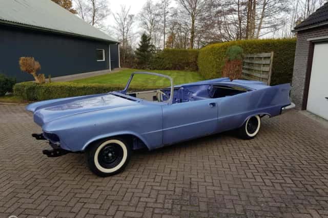 Chrysler Imperial (1957) thumbnail 2