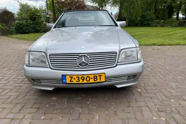 Mercedes-Benz SL-Klasse (1992) thumbnail 3