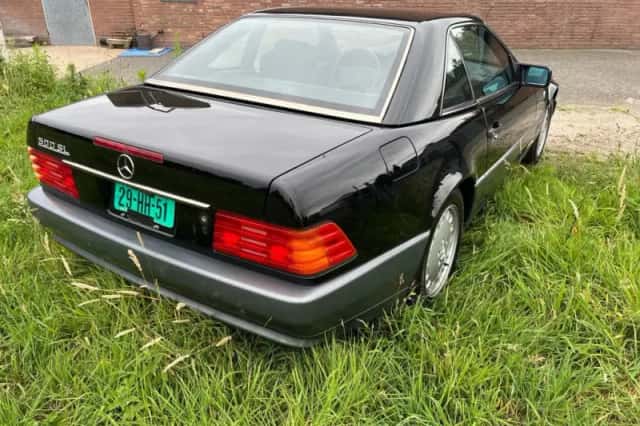 Mercedes-Benz SL-Klasse (1991) thumbnail 4