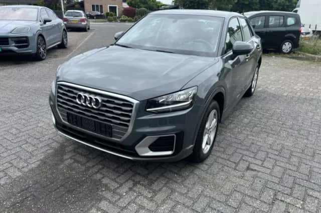 Audi Q2 (2019) thumbnail 2