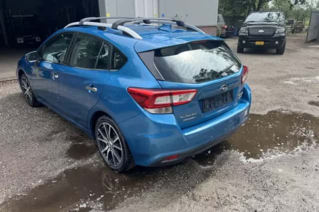 Subaru Impreza (2017) thumbnail 4