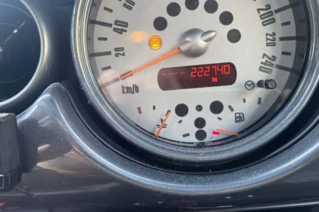 MINI Cooper (2006) thumbnail 6