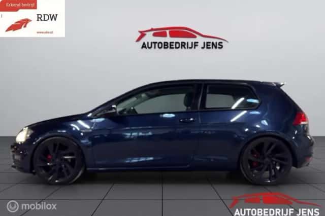 Volkswagen Golf (2013) thumbnail 5