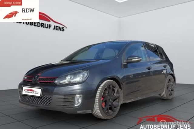 Volkswagen Golf (2014) thumbnail 1