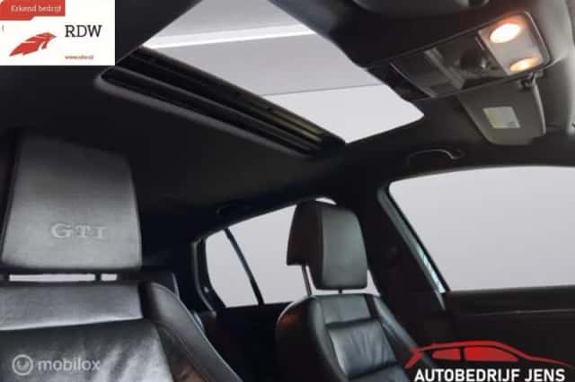 Volkswagen Golf (2014) thumbnail 4
