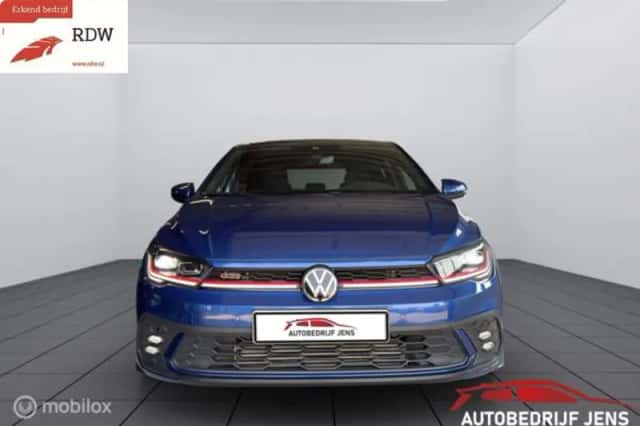 Volkswagen Polo (2022) thumbnail 2