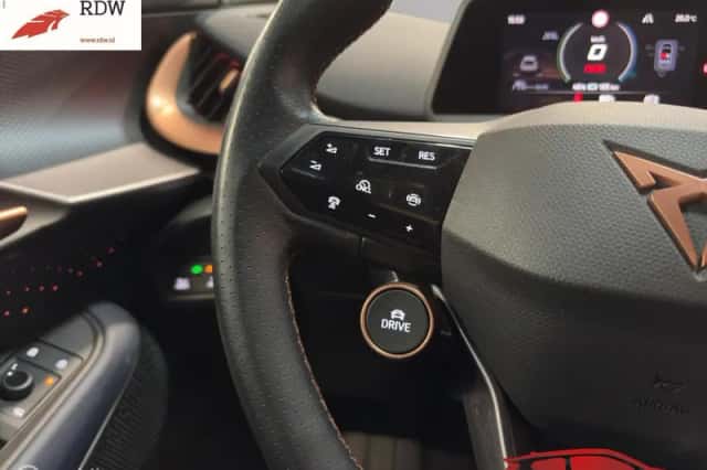 CUPRA Tavascan (2025) thumbnail 6