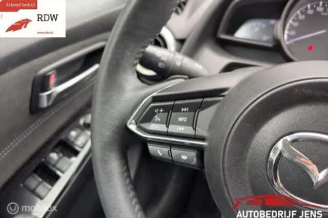 Mazda 2 (2020) thumbnail 6