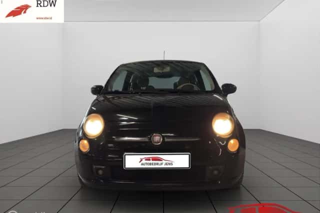 Fiat 500 (2008) thumbnail 2