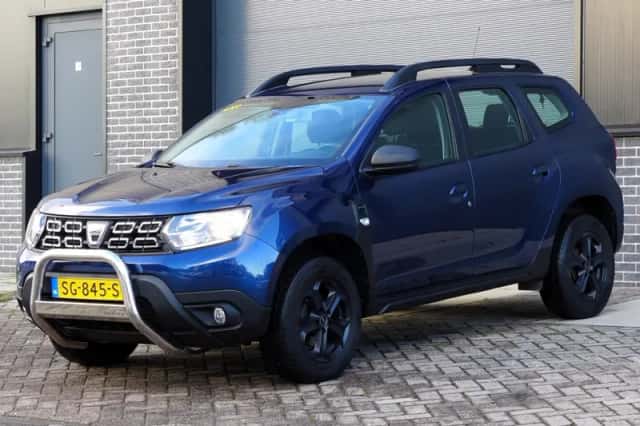 Dacia Duster (2018) thumbnail 3