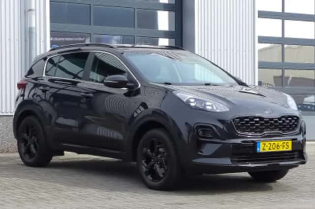 Kia Sportage (2021) thumbnail 3