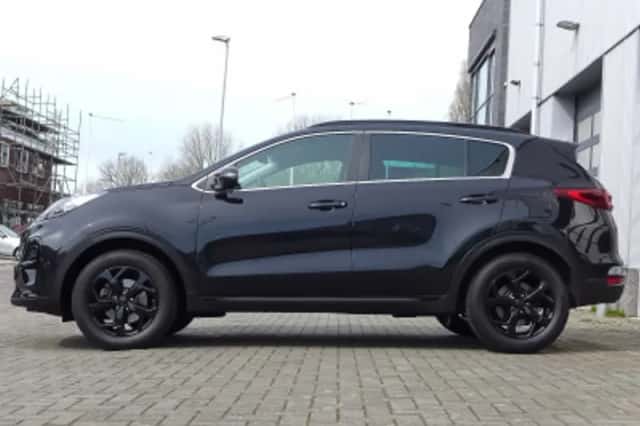 Kia Sportage (2021) thumbnail 4