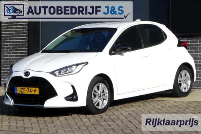 Mazda 2 (2023) thumbnail 2