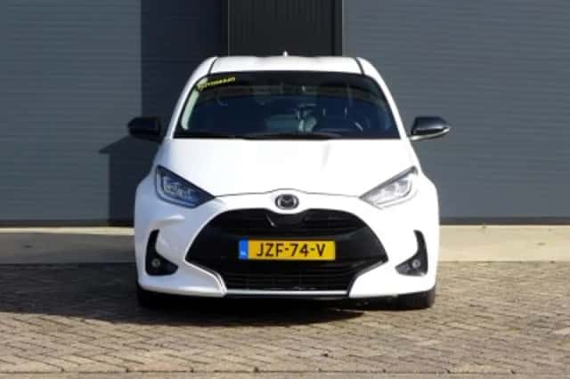 Mazda 2 (2023) thumbnail 3