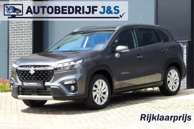 Suzuki S-Cross (2023) thumbnail 2