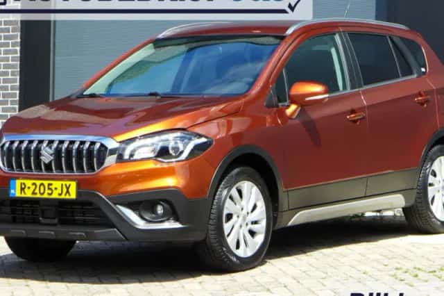 Suzuki S-Cross (2021) thumbnail 1