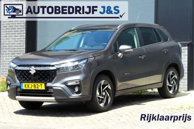Suzuki S-Cross (2025) thumbnail 2